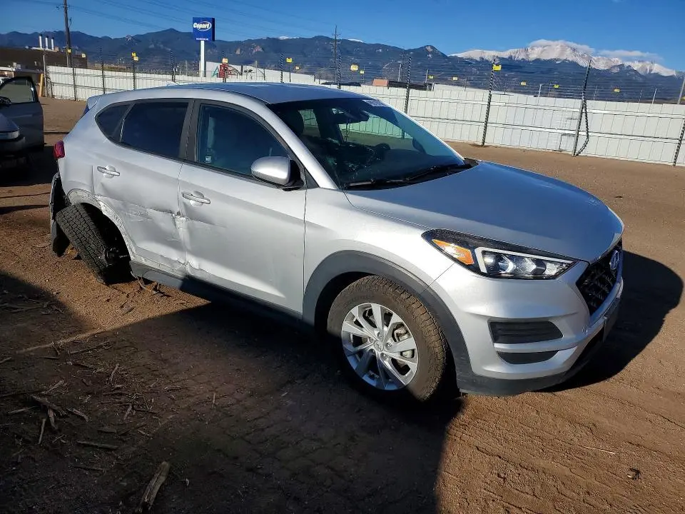 2019 HYUNDAI TUCSON SE  