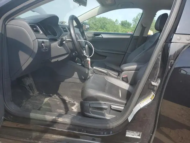 2017 VOLKSWAGEN JETTA SE  