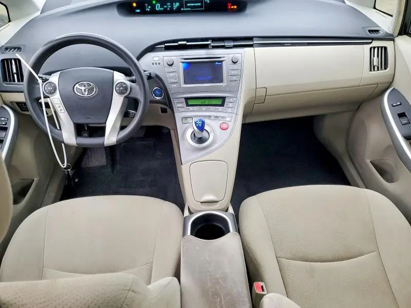 2015 TOYOTA PRIUS   