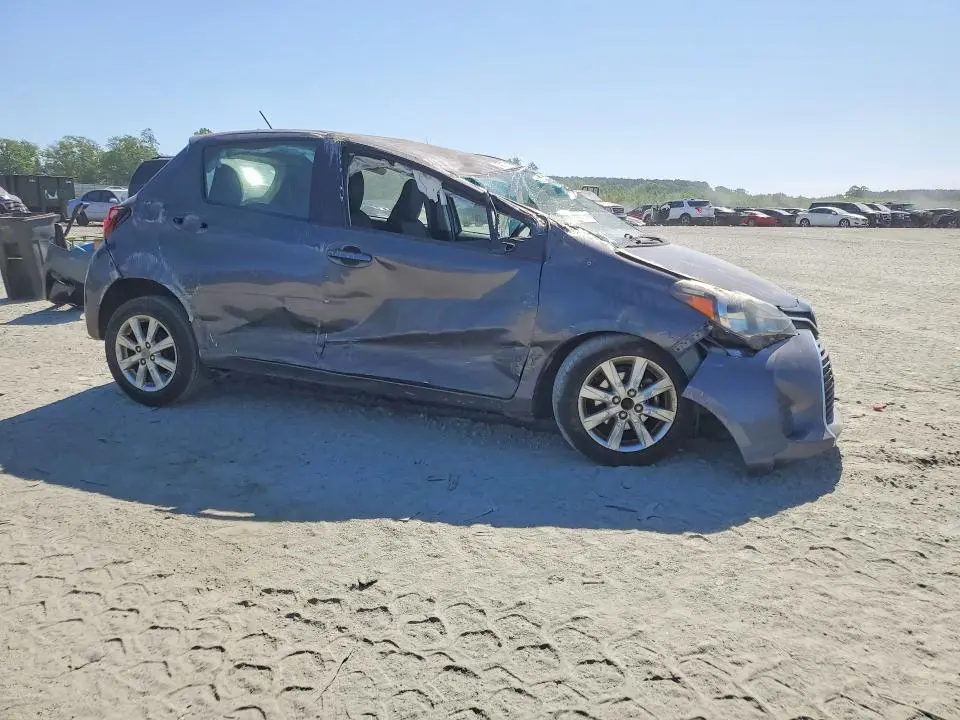 2016 TOYOTA YARIS 5-DOOR LE  