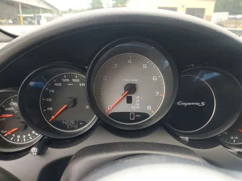 2016 PORSCHE CAYENNE S  