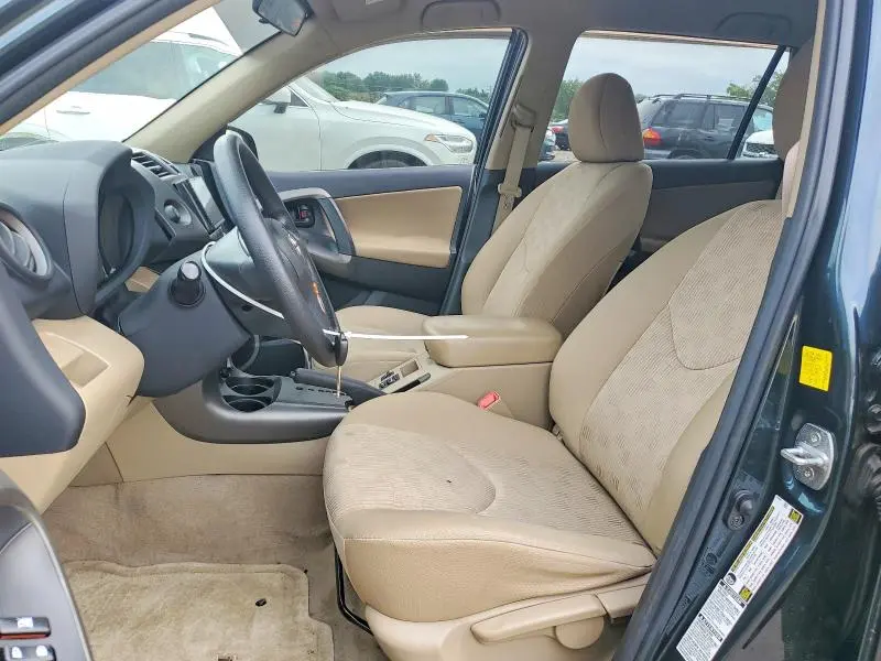 2011 TOYOTA RAV4 BASE  
