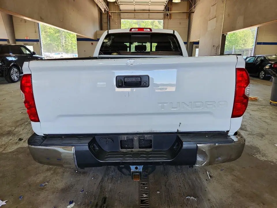 2016 TOYOTA TUNDRA   