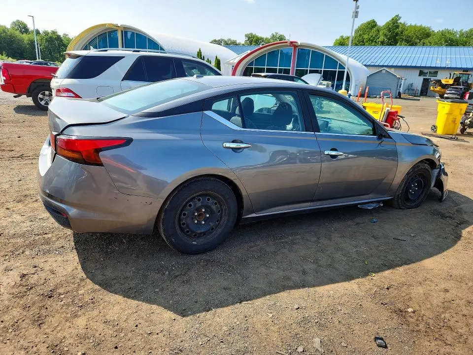 2019 NISSAN ALTIMA S  