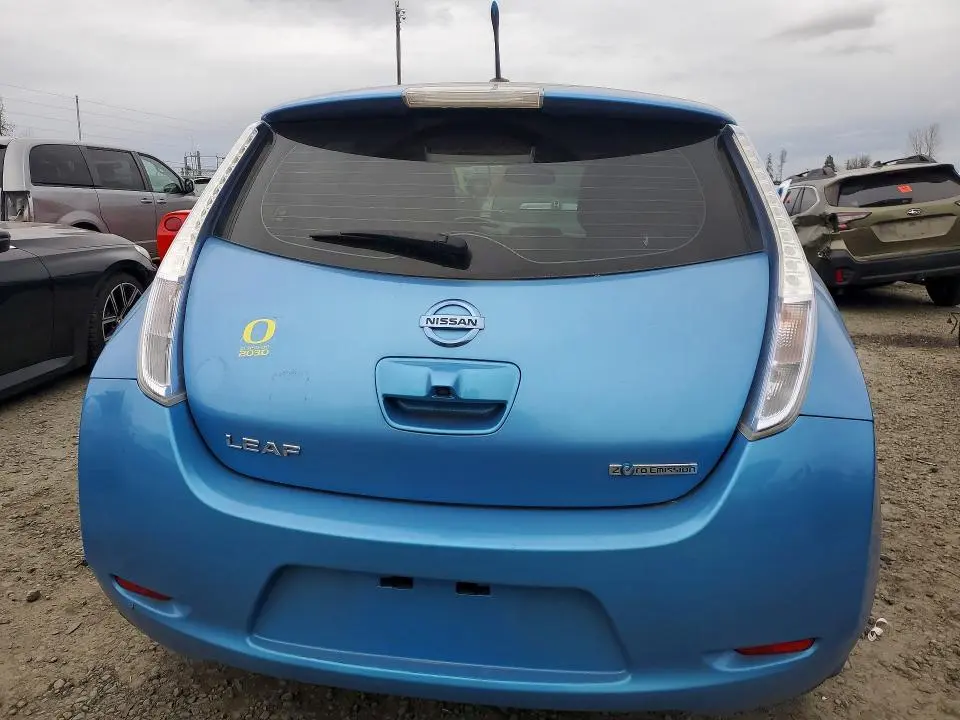 2012 NISSAN LEAF SV  