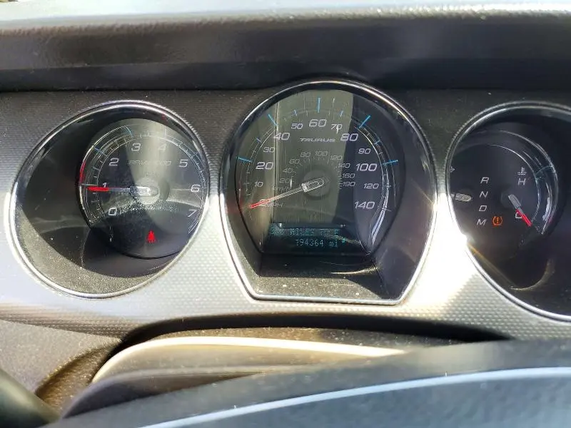 2011 FORD TAURUS SEL  