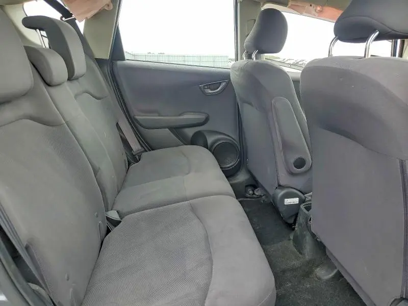 2013 HONDA FIT LX  