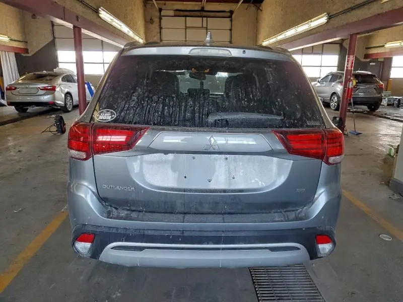 2020 MITSUBISHI OUTLANDER SE  