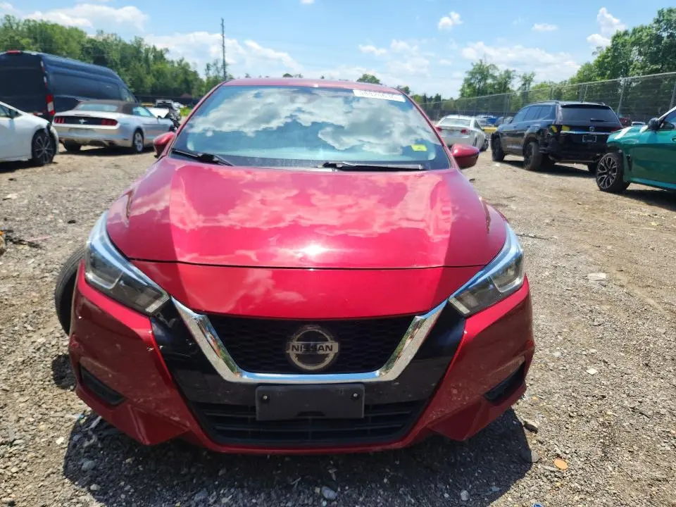 2021 NISSAN VERSA SV  