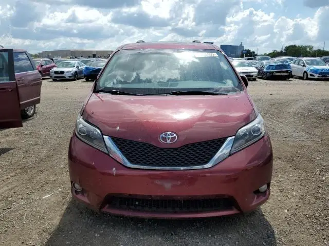 2015 TOYOTA SIENNA XLE  