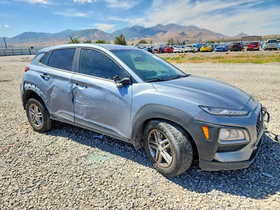 2018 HYUNDAI KONA SE  