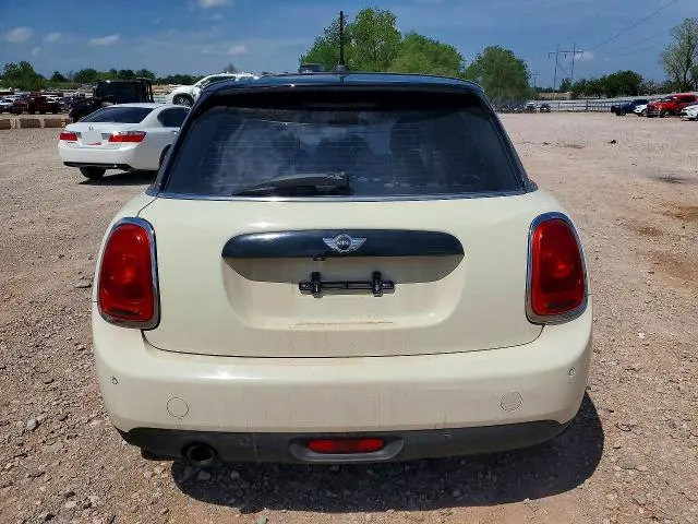 2016 MINI COOPER   