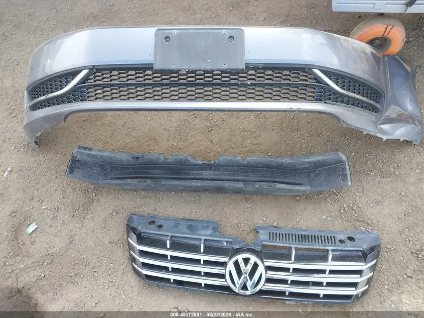 2015 VOLKSWAGEN PASSAT 2.0L TDI SE