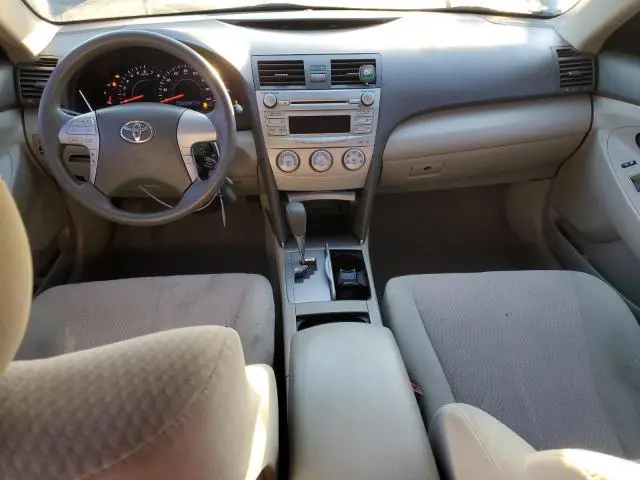 2011 TOYOTA CAMRY SE  