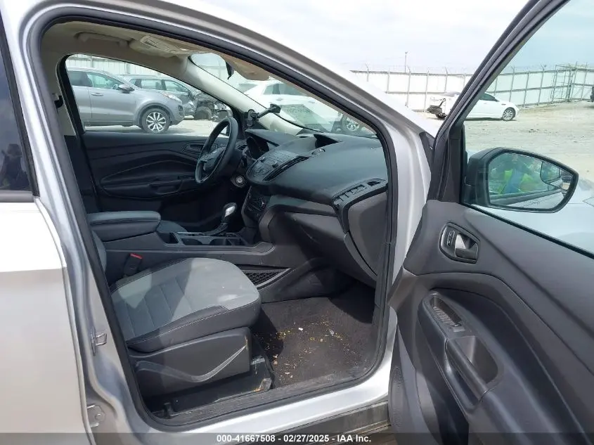 2019 FORD ESCAPE S