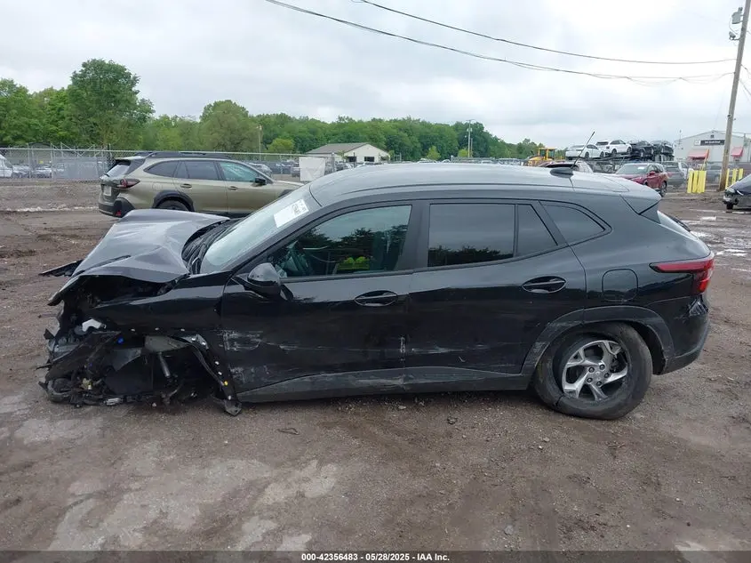 2025 CHEVROLET TRAX FWD LS