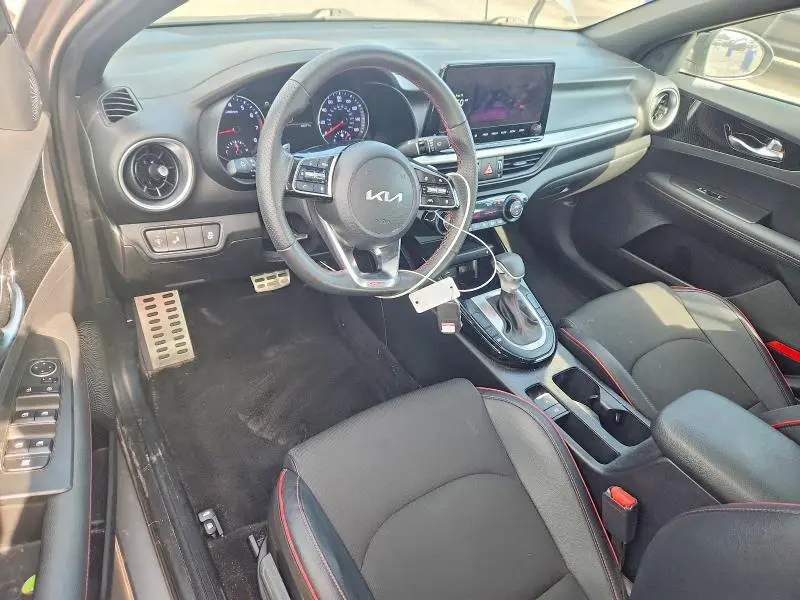 2023 KIA FORTE GT  