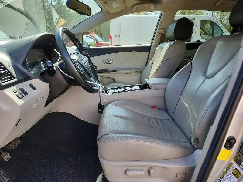 2013 TOYOTA VENZA XLE  