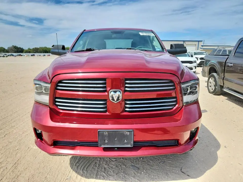 2014 RAM 1500 ST  