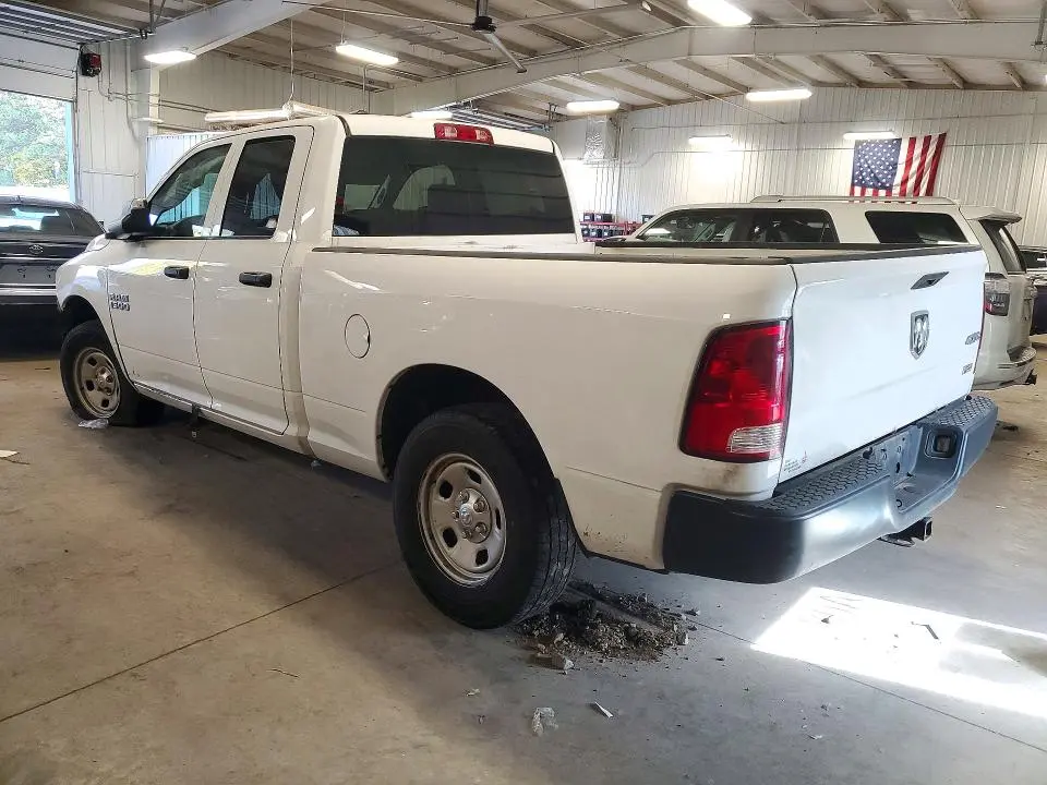 2016 RAM 1500 ST  