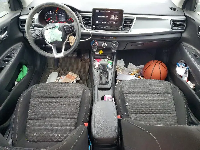 2022 KIA RIO S  