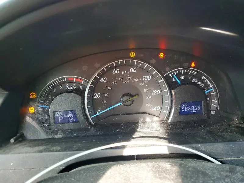 2015 TOYOTA CAMRY LE  