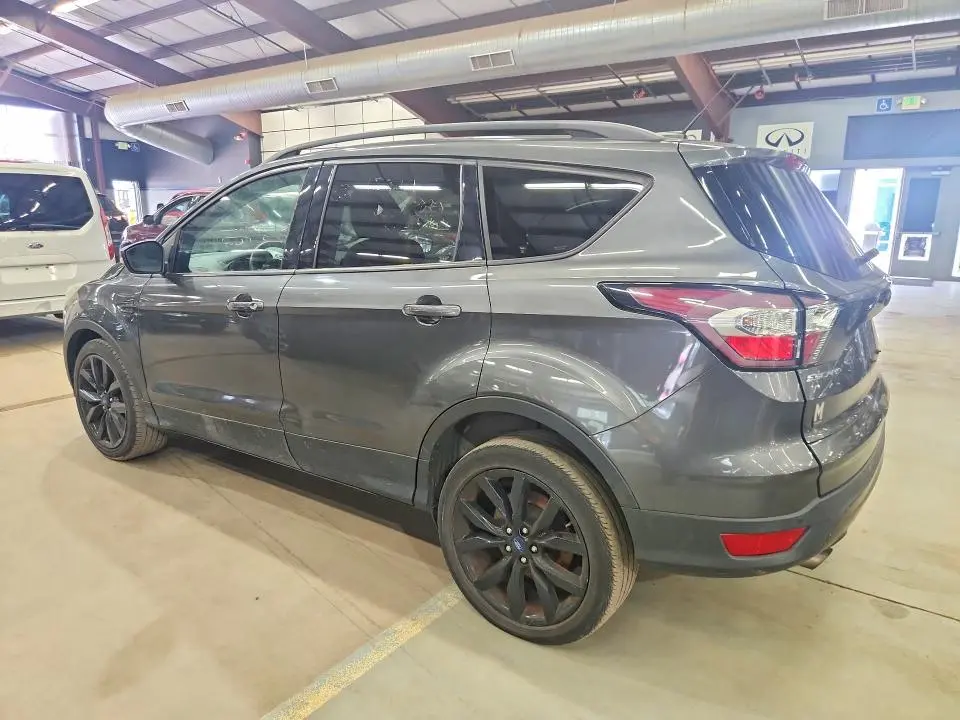 2017 FORD ESCAPE TITANIUM  