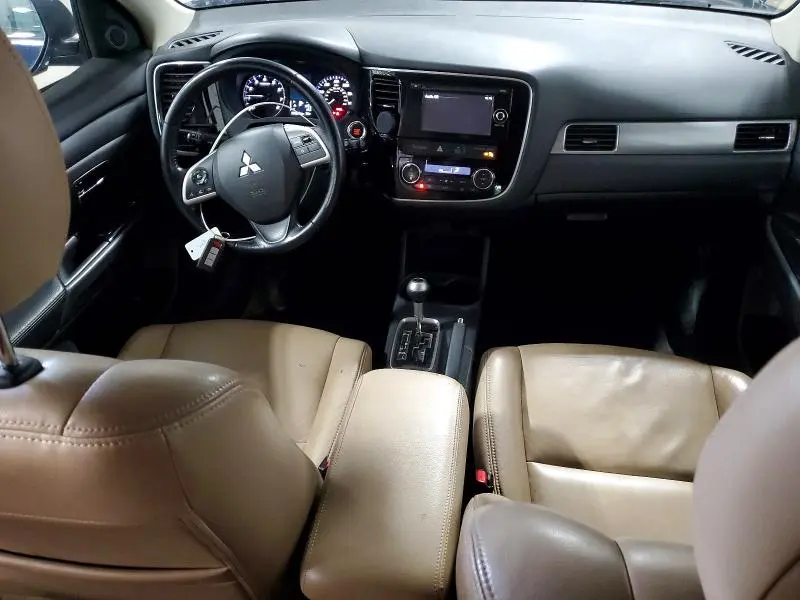 2015 MITSUBISHI OUTLANDER SE  