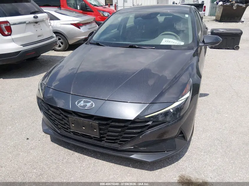 2021 HYUNDAI ELANTRA SE