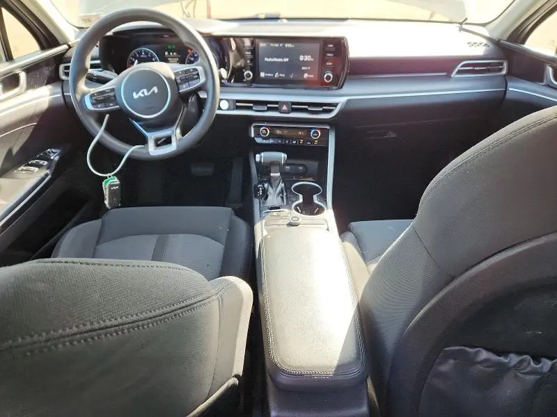 2022 KIA K5 LXS  