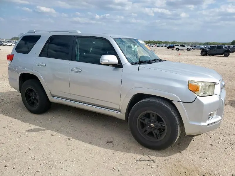 2012 TOYOTA 4RUNNER SR5  