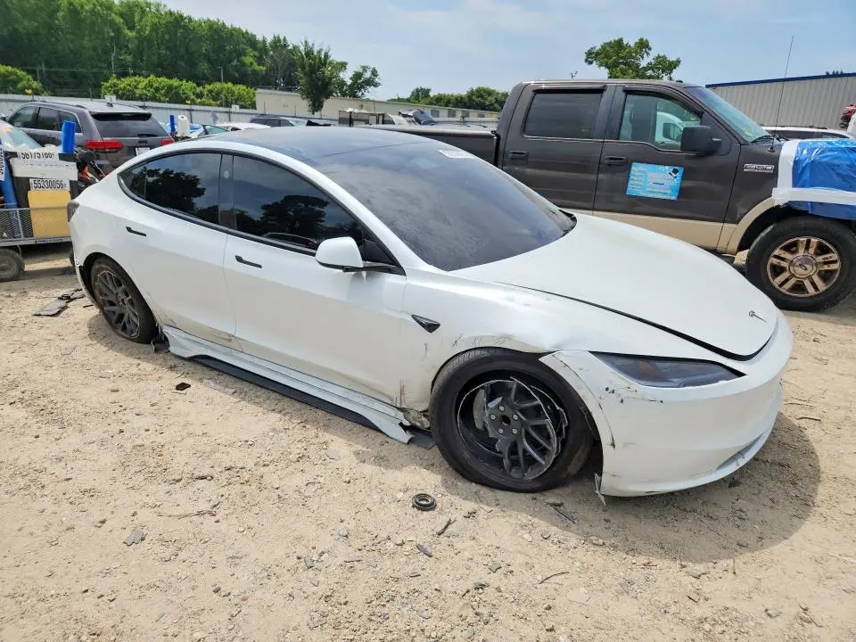 2026 TESLA MODEL 3   