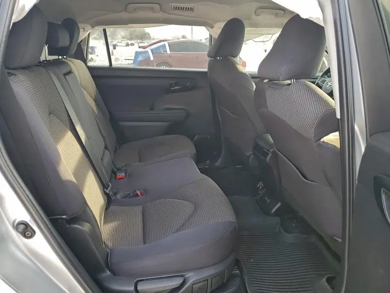 2023 TOYOTA HIGHLANDER HYBRID LE  