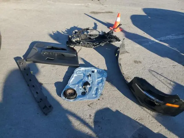 2010 HYUNDAI ELANTRA TOURING GLS  