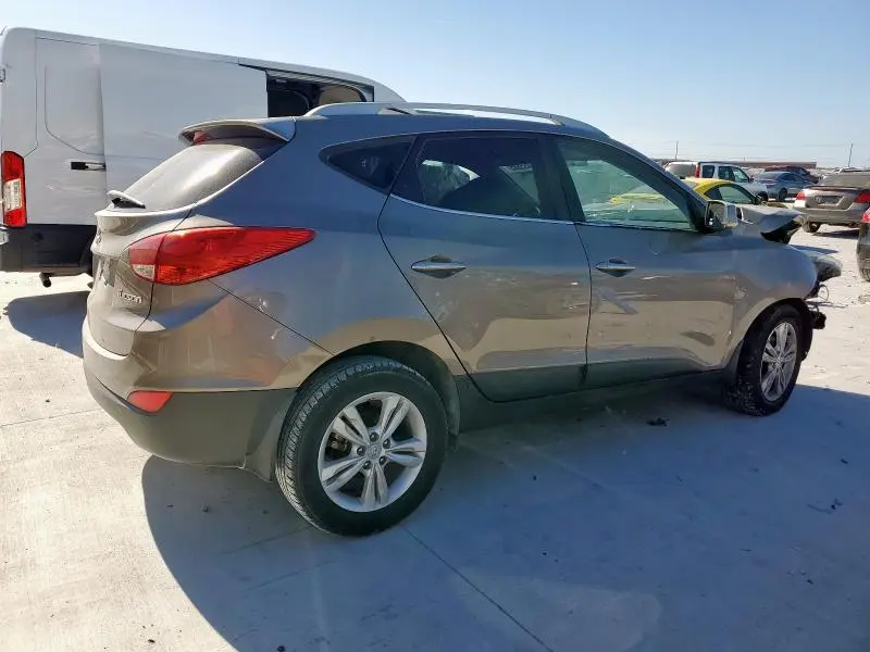 2011 HYUNDAI TUCSON GLS  
