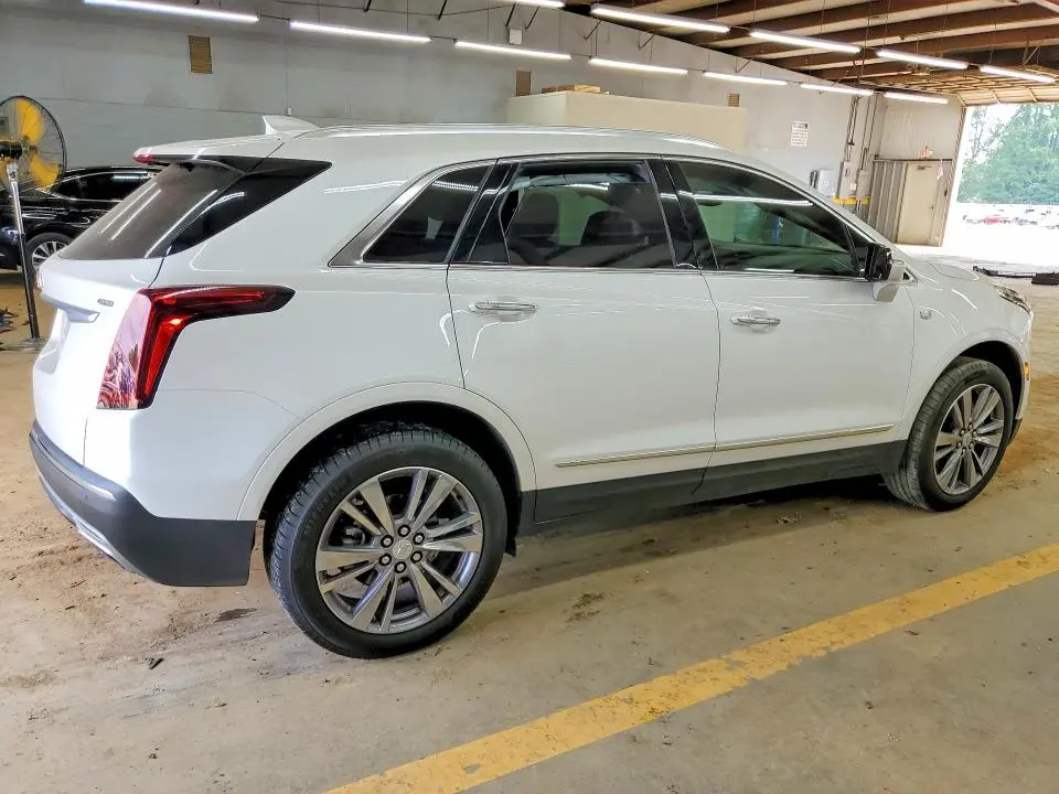 2024 CADILLAC XT5 PREMIUM LUXURY  