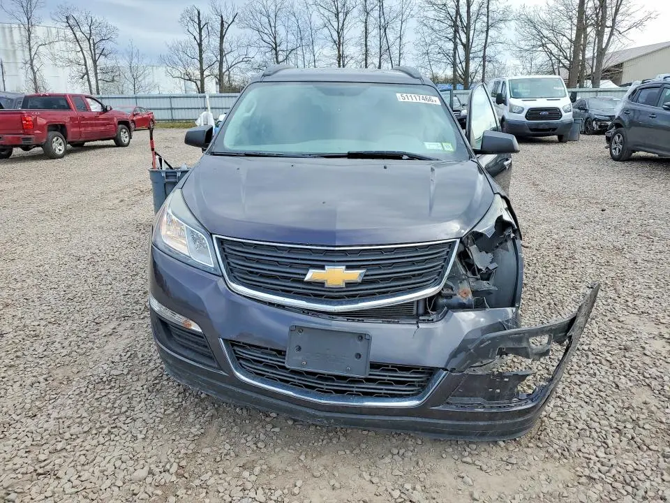 2016 CHEVROLET TRAVERSE LS  