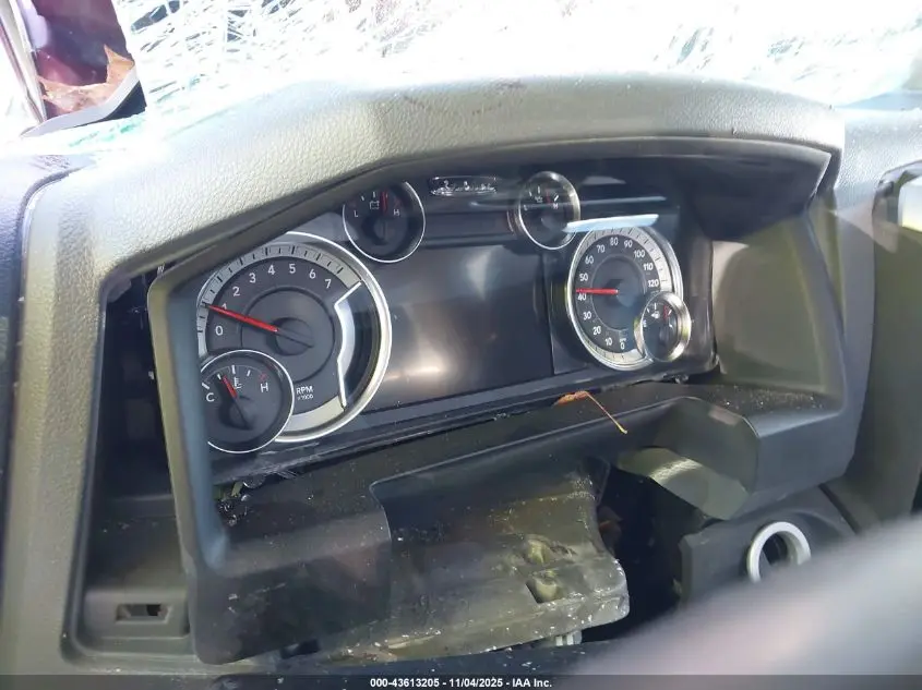 2017 RAM 1500 BIG HORN  4X2 5'7 BOX