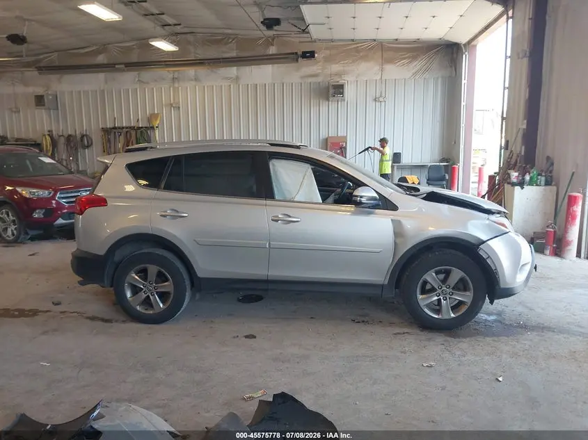 2015 TOYOTA RAV4 XLE