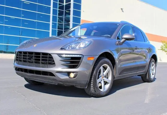 2015 PORSCHE MACAN S  