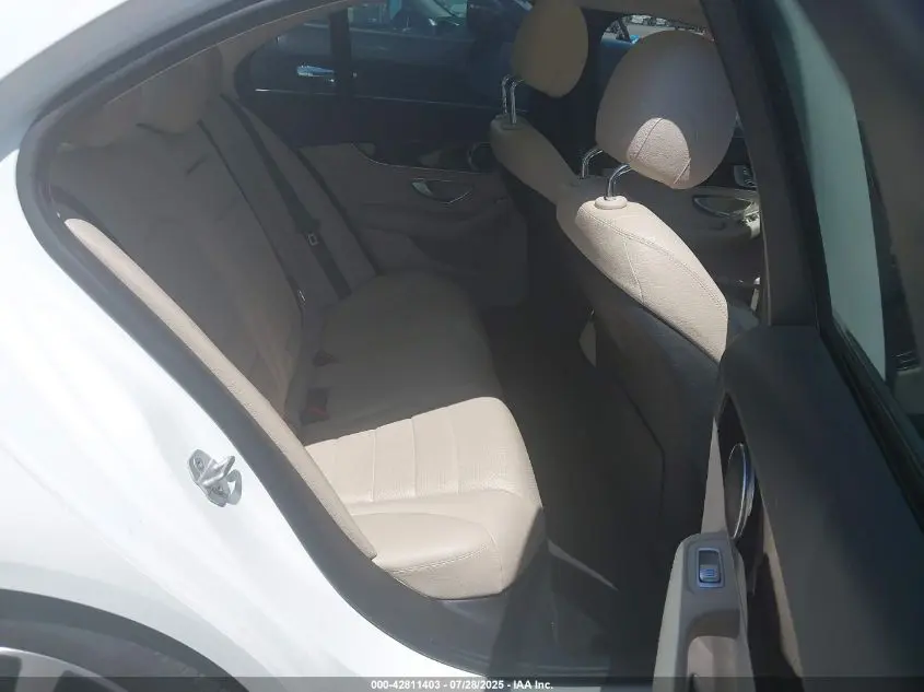 2016 MERCEDES-BENZ C 300 LUXURY/SPORT