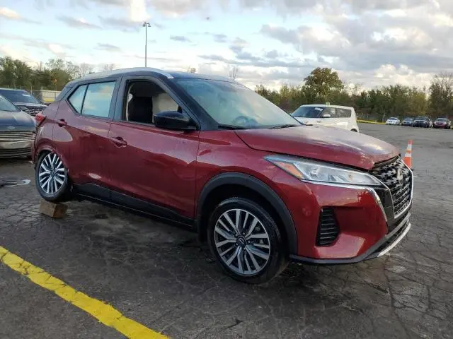 2024 NISSAN KICKS SV  