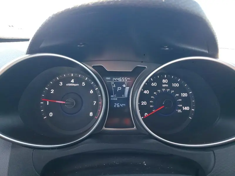 2012 HYUNDAI VELOSTER BASE  