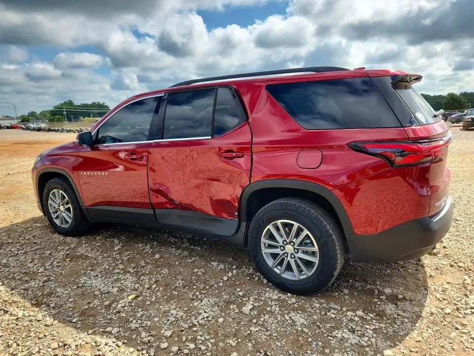 2023 CHEVROLET TRAVERSE LT  
