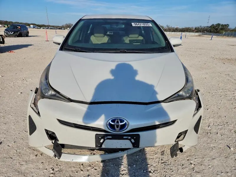 2016 TOYOTA PRIUS   