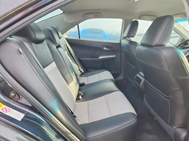 2014 TOYOTA CAMRY SE  