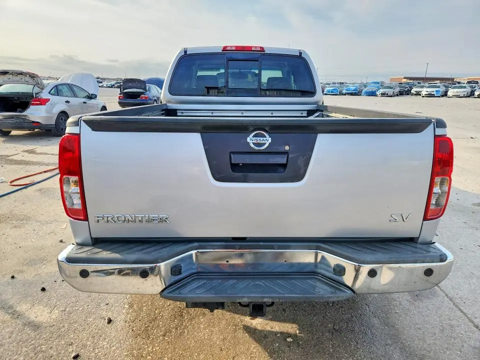 2016 NISSAN FRONTIER SV V6  