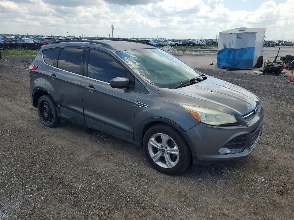 2013 FORD ESCAPE SE  