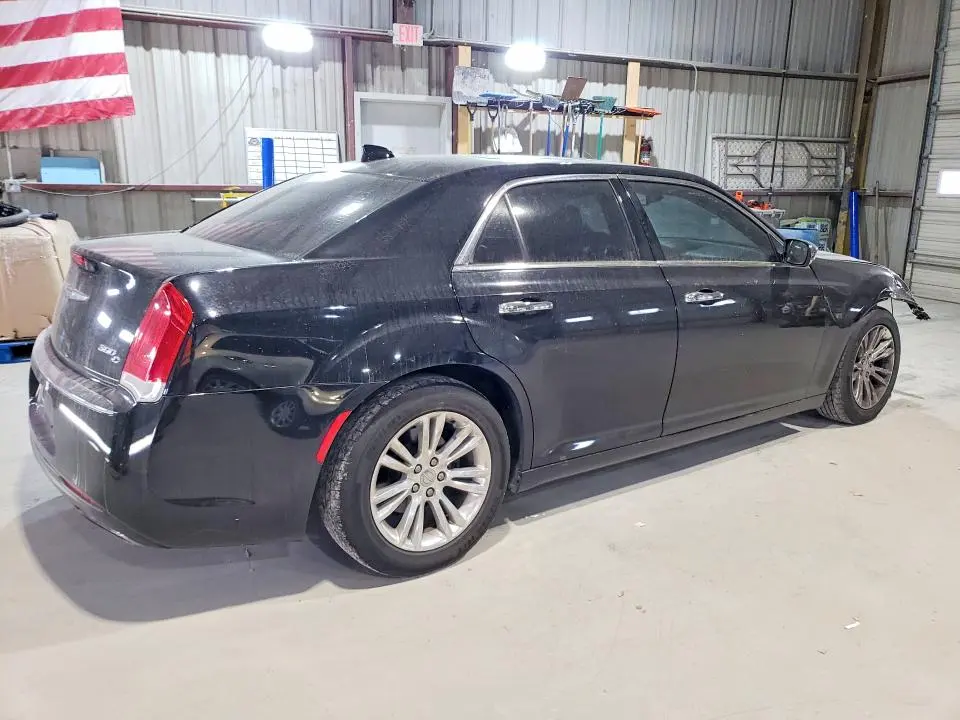 2017 CHRYSLER 300C   