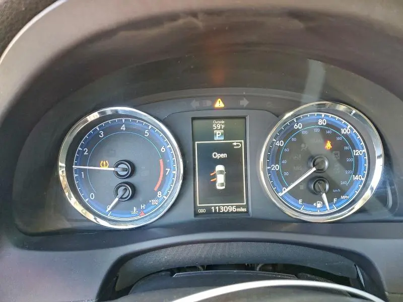 2019 TOYOTA COROLLA SE   